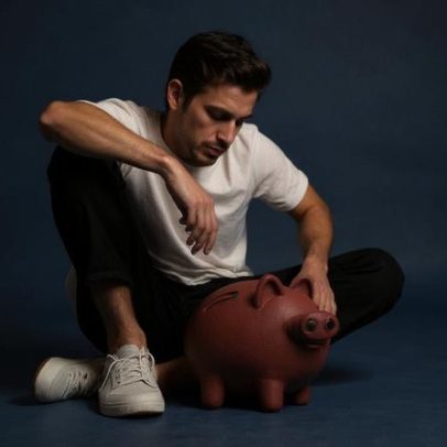 Dívida no cartão pode dobrar em menos de um ano sem renegociação