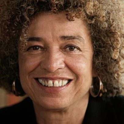 Angela Davis participa pela primeira vez da Flip em programação do Sesc