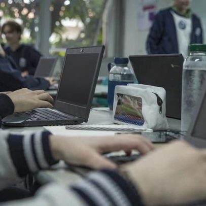 Educação midiática foca em manipulação emocional nas redes