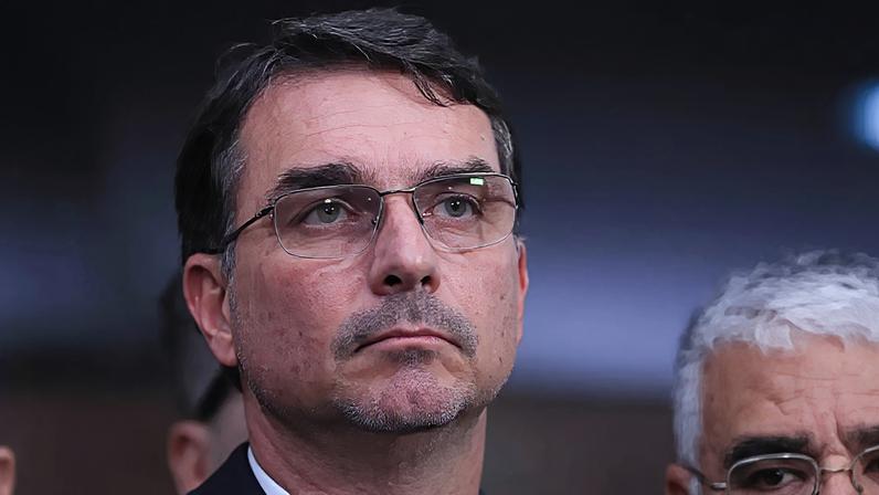O senador e pré-candidato a presidente, Flávio Bolsonaro.