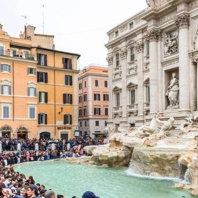 Moedas jogadas na Fontana di Trevi: de superstição à solidariedade