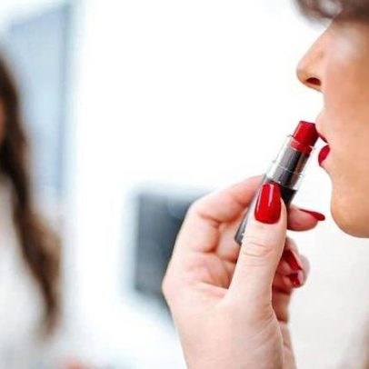 Comparar-se com outras mulheres aumenta sobrecarga, dizem psicólogas