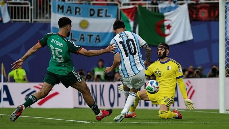 Jordânia fez sua estreia em Copas contra a Áustria, na última semana –