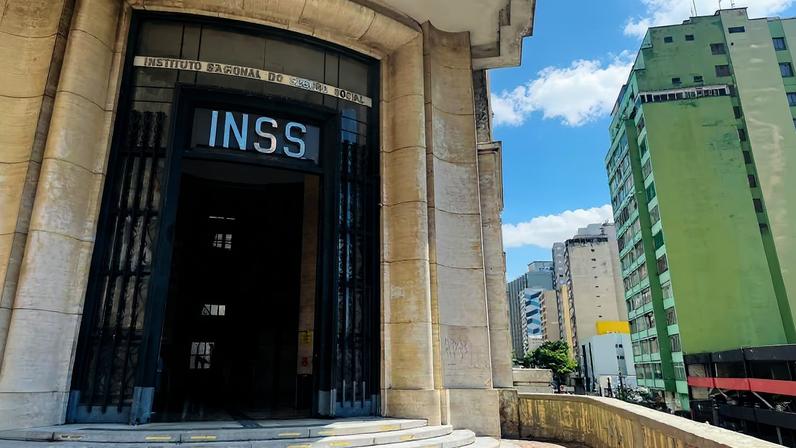 Fachada do edifício-sede do INSS em São Paulo (SP); STJ vai decidir sobre atrasados na Justiça
