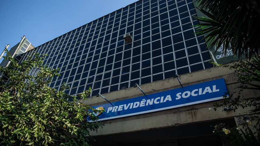Fachada de Agência o INSS na Rua José de Alencar, em São Paulo