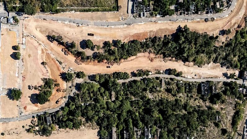 Área afetada em Maceió (AL) por mineração da Braskem; região antes era totalmente ocupada por casas e estabelecimentos comerciais