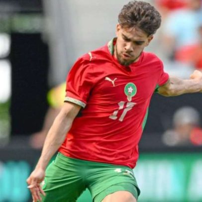 Atacante do Marrocos sofre suspeita de lesão no joelho e fica fora da Copa