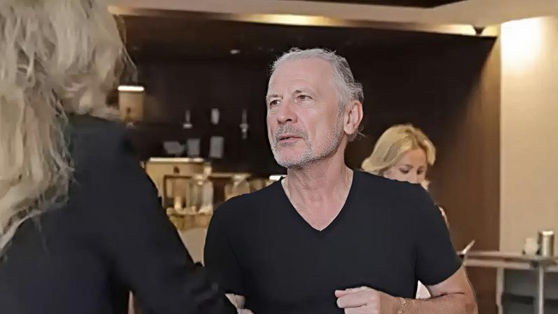 Presidente da Bulgária elogia o Iron Maiden durante encontro com a banda