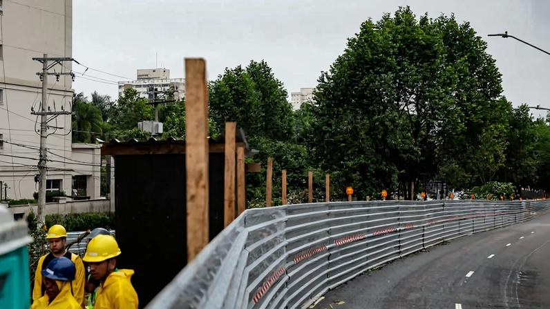 Obra do túnel que vai ligar a Avenida Sena Madureira com a Avenida Doutor Ricardo Jafet