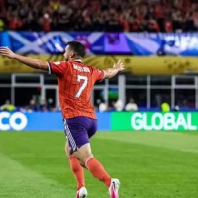 Escócia vence o Haiti na estreia
