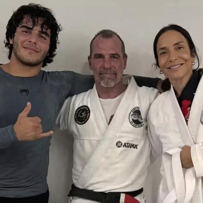 Ivete Sangalo treina com o filho Marcelo em kimono e impressiona
