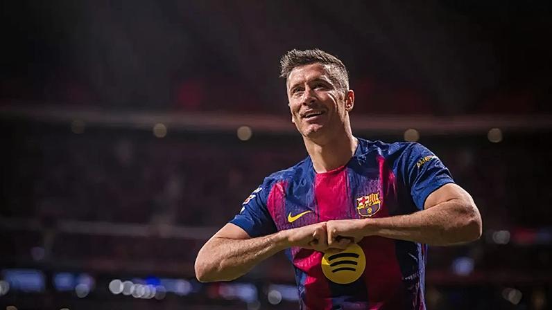 Craque fez história pelo Barcelona –