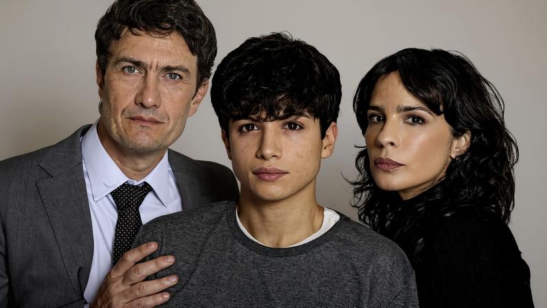 Os atores Gabriel Braga Nunes, Andreas Trotta e Maria Ribeiro, do elenco de 'O Filho'