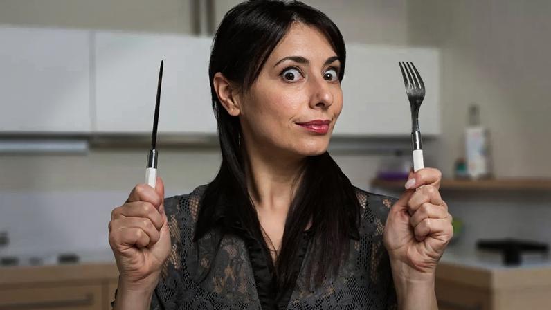 Comida parece mais atraente quando estamos com fome / Canva