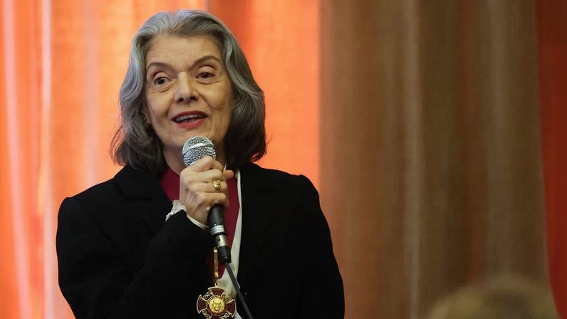 A ministra Cármen Lúcia, do STF, durante palestra na Faculdade de Direito da USP - Zanone Fraissat - 16.out.26/Folhapress
