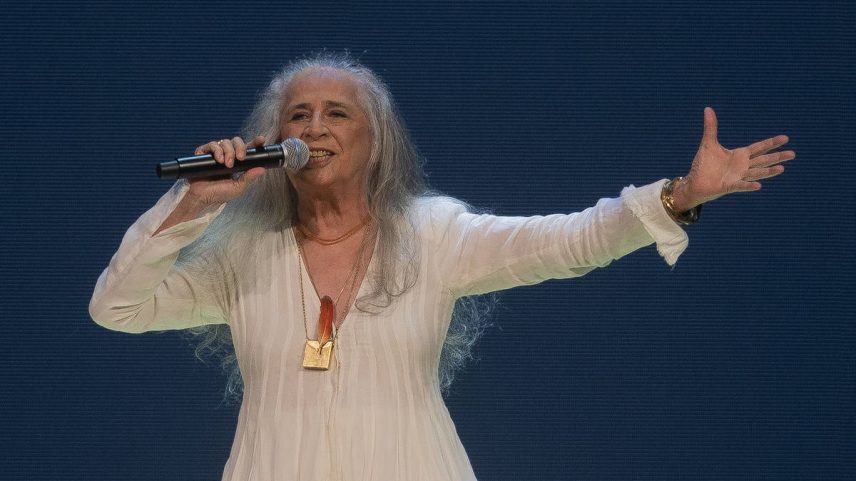Maria Bethânia em show em São Paulo que celebrou seus 60 de carreira, em outubro de 2025 - Rafaela Araújo / Folhapress