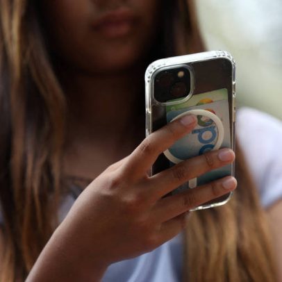 CNJ aprova regras para influenciadores mirins e limita tempo de produção