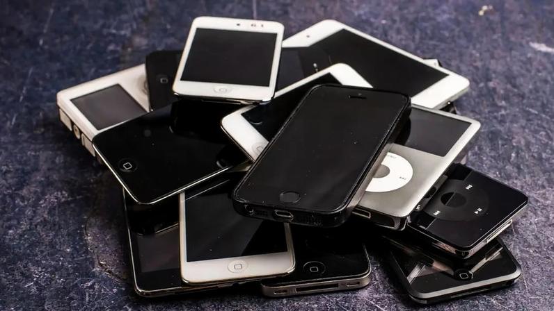 Celulares, computadores e eletrodomésticos exigem descarte adequado para evitar impactos ambientais