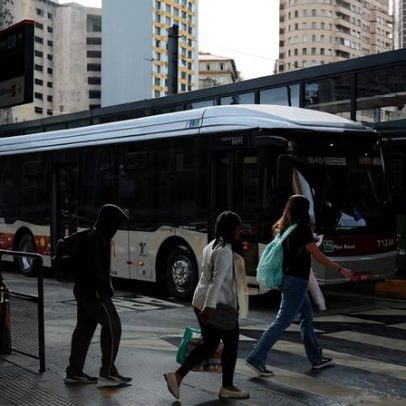 Fim da escala 6x1 pode elevar tarifa de ônibus até 8%, dizem serviços públicos