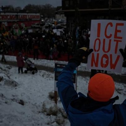 Governo Trump processa 15 manifestantes contra ICE em Minnesota