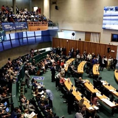 Câmara do DF aprova remodelação de plano para salvar o BRB após rombo com Master