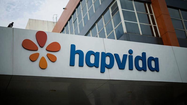 Logotipo da Hapvida em uma clínica de São Paulo