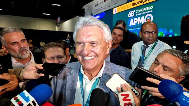 Ronaldo Caiado (PSD) em coletiva de imprensa durante o 68° Congresso Estadual de Municípios, em São Paulo