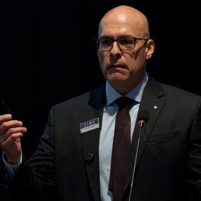 Pré-candidato no RJ, ex-secretário de Polícia Civil ampliou promoções por bravura