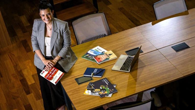 Ana Beatriz Montosa Cardoso, CEO do Ensina Brasil, que há dez anos mantém programa de trainees para atuarem em educação pública