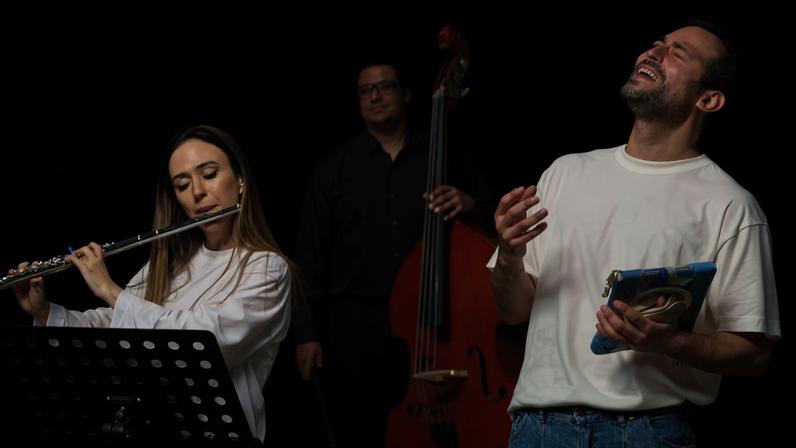 Tatá Werneck e Eduardo Sterblitch, que estrelam 'E.T'