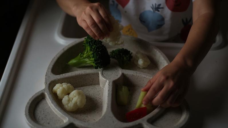 Confira se a dieta é válida para crianças