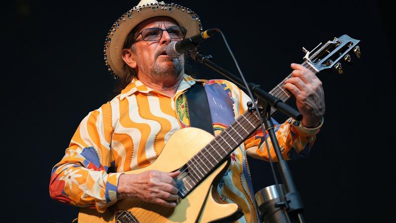 O cantor pernambucano Geraldo Azevedo em show realizado dia 31 de maio em São Paulo