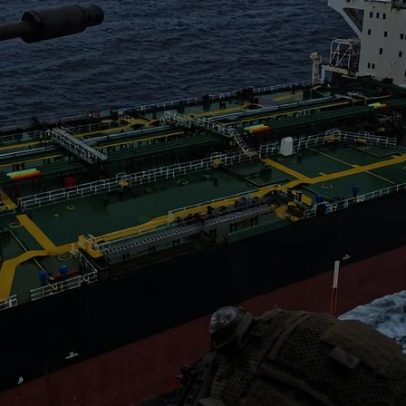 França apreende petroleiro russo da frota fantasma; Kremlin vê ação ilegal