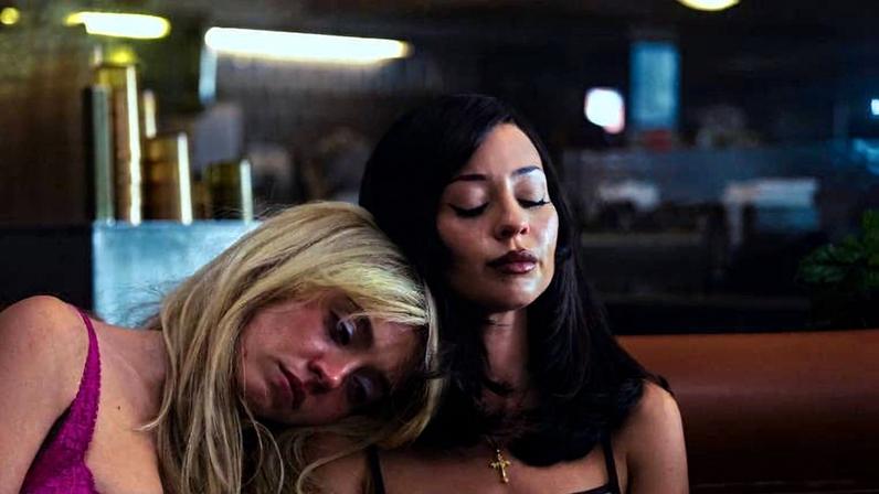 Sydney Sweeney e Alexa Demie em cena da terceira temporada de 'Euphoria'