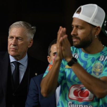 Ancelotti afirma não ter pressa com recuperação de Neymar