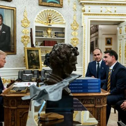 Levantamento aponta 78% contra Trump e Bolsonaros nas redes
