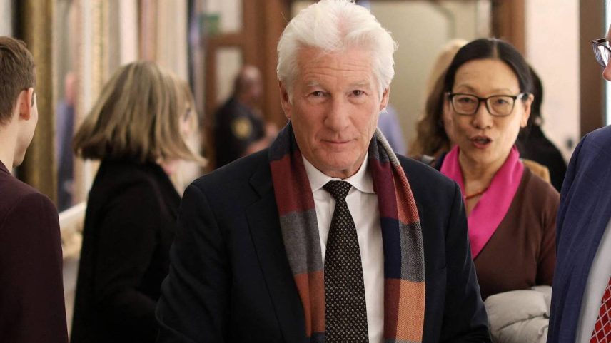 Richard Gere vive na Espanha ao lado da esposa, Alejandra Silva, desde 2024