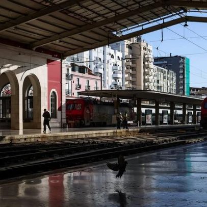 Greve geral em Portugal paralisa trens, fecha escolas e cancela voos
