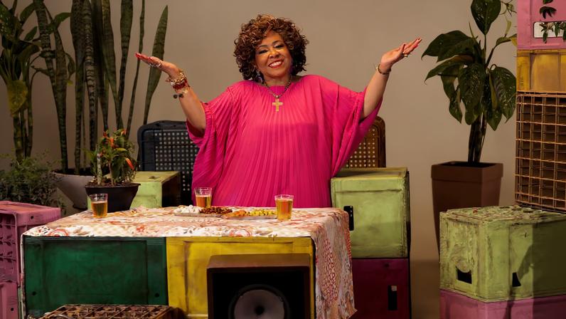 Alcione em foto da turnê 'O Maior Encontro do Samba'