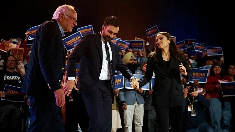 O senador socialista Bernie Sanders, o atual prefeito de Nova York Zohran Mamdani e a deputada Alexandria Ocasio-Cortez participam de comício em Nova York