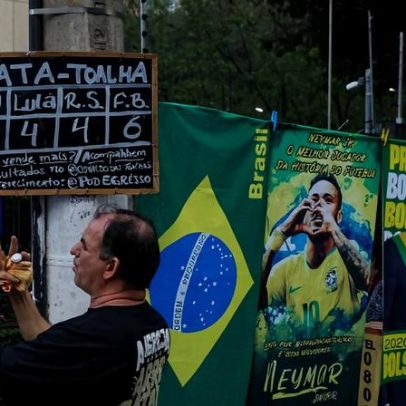 Vendedor usa Data-toalha para medir preferência por Lula, Flávio e Renan Santos