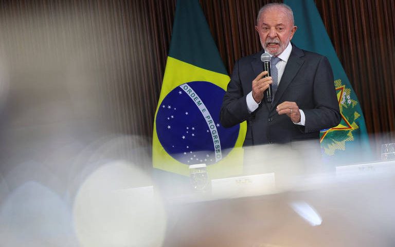O presidente Luiz Inácio Lula da Silva (PT) durante reunião ministerial após EUA anunciarem novo tarifaço