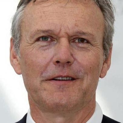 Morre ator Anthony Head aos 72 anos, conhecido por Buffy e Ted Lasso
