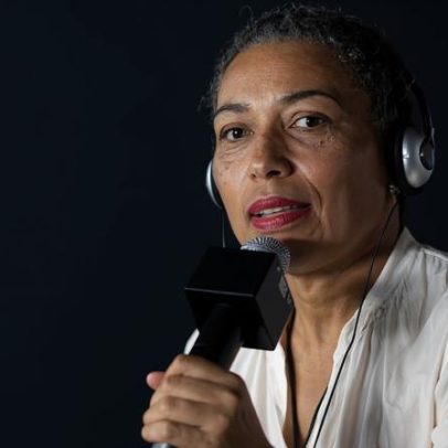 Estelle-Sarah Bulle aborda racismo que molda sua obra na Feira do Livro