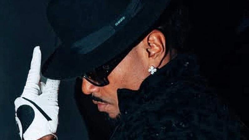 Homenagem de Naldo a Michael Jackson vira meme nas redes