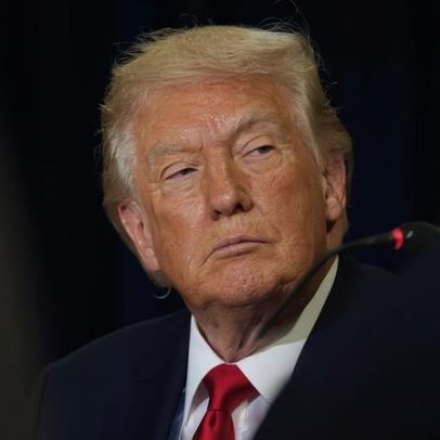 EUA estudam possibilidade de comprar ações em empresas de IA, diz Trump
