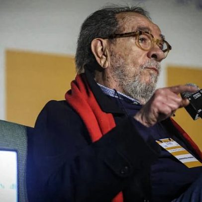 Fernando Morais afirma ter biografado Lula de carne e osso na Feira do Livro