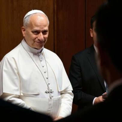 Papa diz que abusos sexuais são praga para a Igreja e cobra reparação