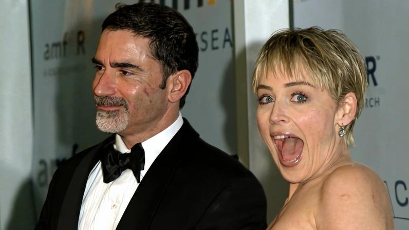 A atriz Sharon Stone ao lado do então marido Phil Bronstein