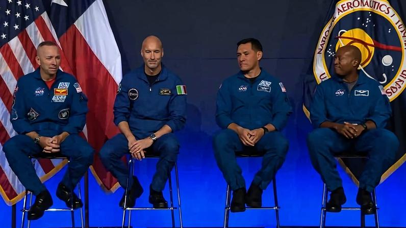 Os quatro astronautas da missão Artemis 3, da esquerda para a direita: Randy Bresnik, Luca Parmitano, Frank Rubio e Andre Douglas